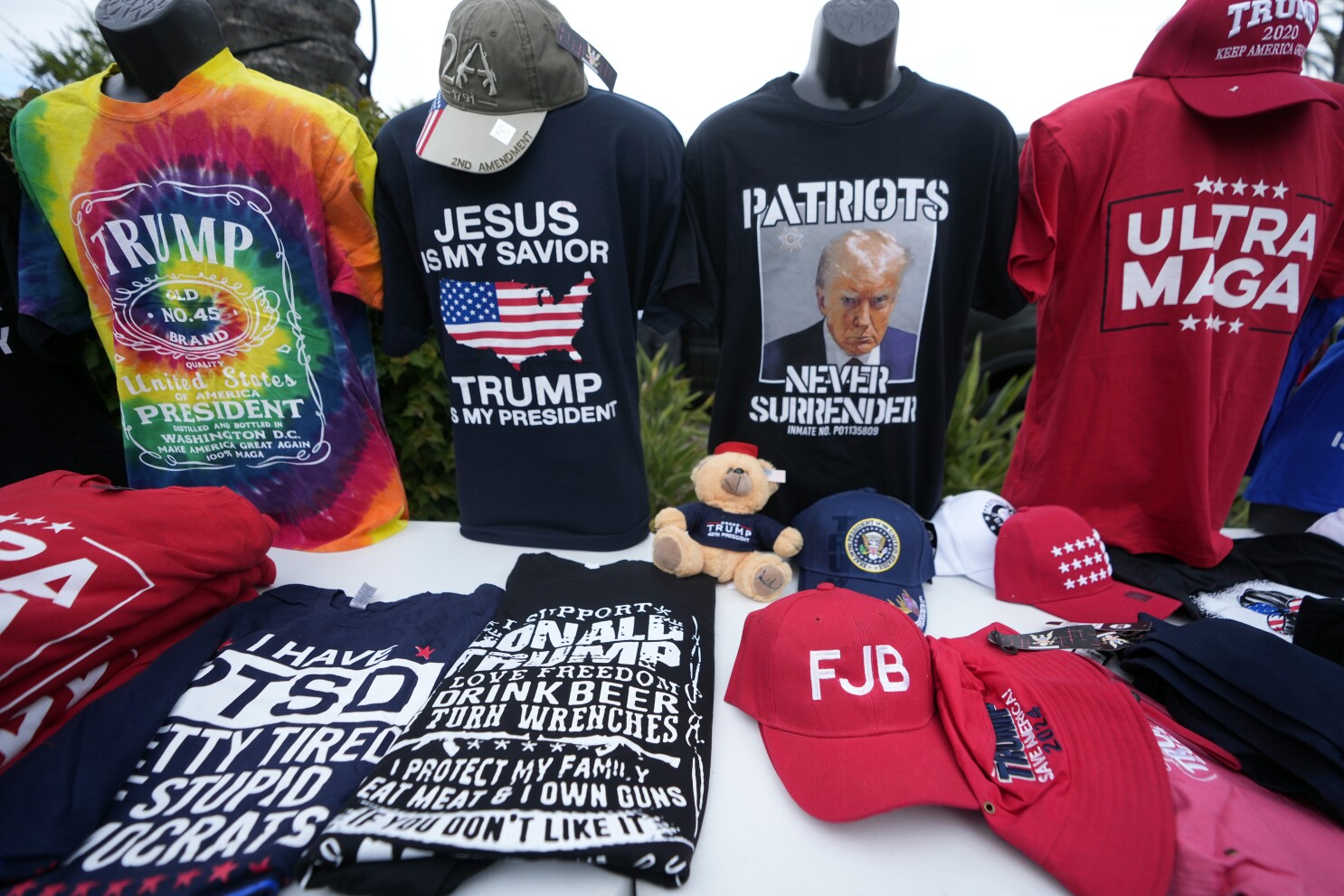 Trump shirts top